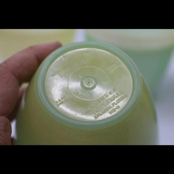 Lot of tupperware refrigerator bowls servalier 14oz 148-11 148-5 no lid Camping - Picture 6 of 12